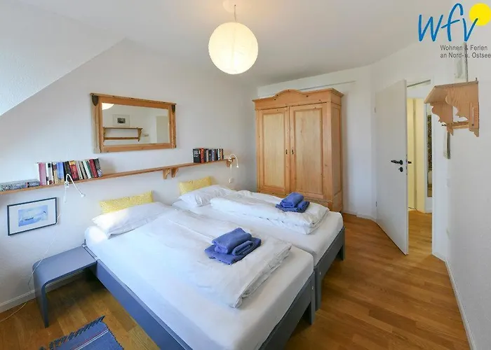 Haus Duenenblick 16 *